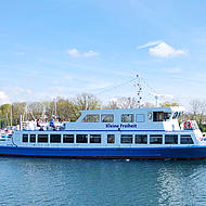 Live-Musik ab Hafen Lauterbach und Baabe mit dem Fahrgastschiff Kleine Freieheit
